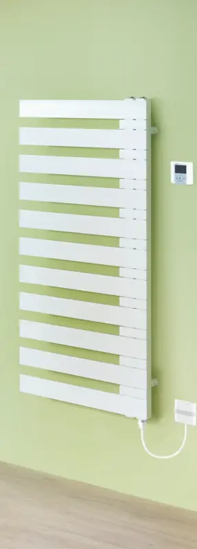 Preisreduziert BEMM Design-Elektroheizkörper „Triola E“ 50 × 118,4 cm in Weiß (RAL 9016)