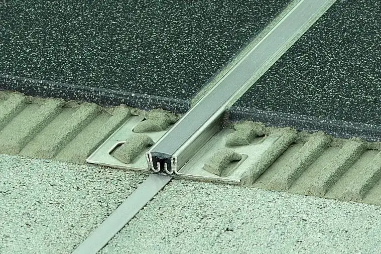Top-Preis Schlüter Dilex-EKSN Bewegungsprofil Edelstahl V2A grau 2,5 m